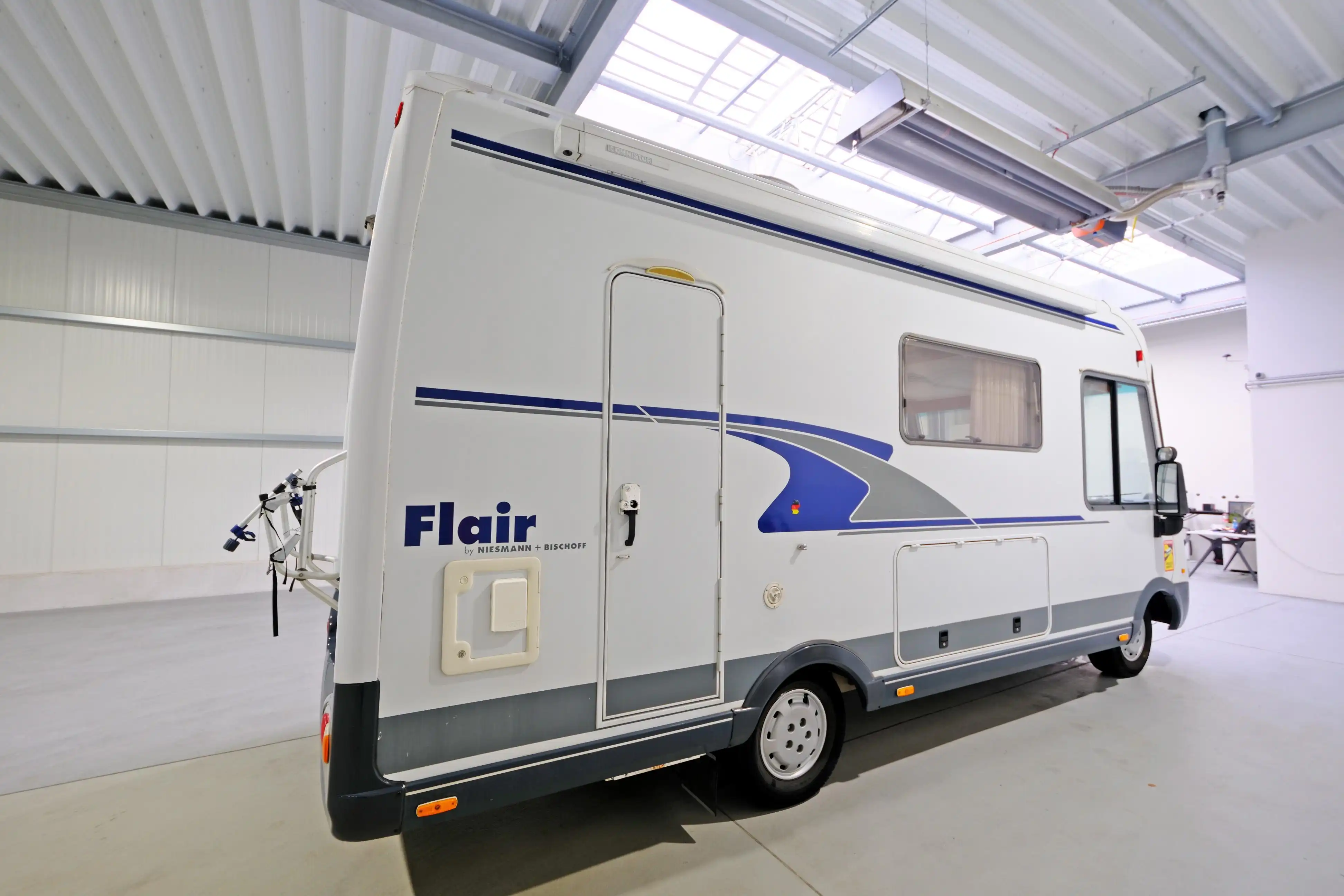 NIESMANN + BISCHOFF Flair I 6100